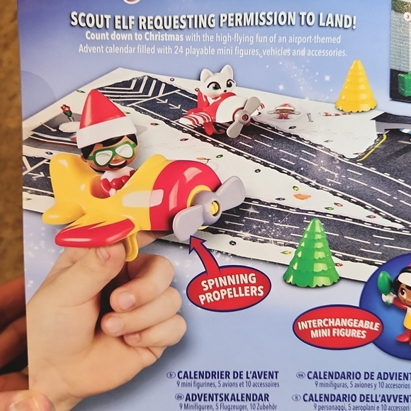 Elf on the Shelf advent calendar - Picture 9 of 11